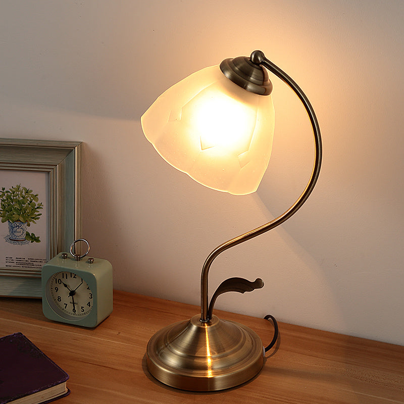 European-style Pastoral Mediterranean Bedside Lamp Home Bedroom