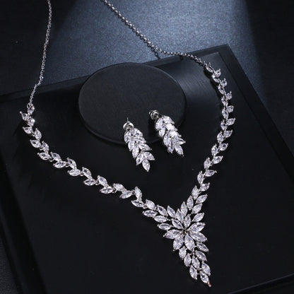 Dress Accessories Fashion Simple Crystal Necklace Set